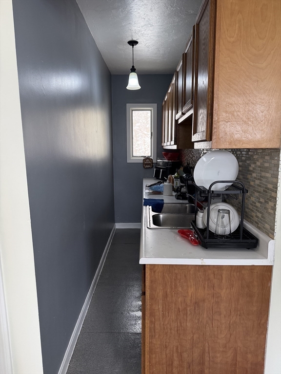 30 Ekman Street Worcester, MA 01607 - Photo 5 of 14 Gallery Image 5