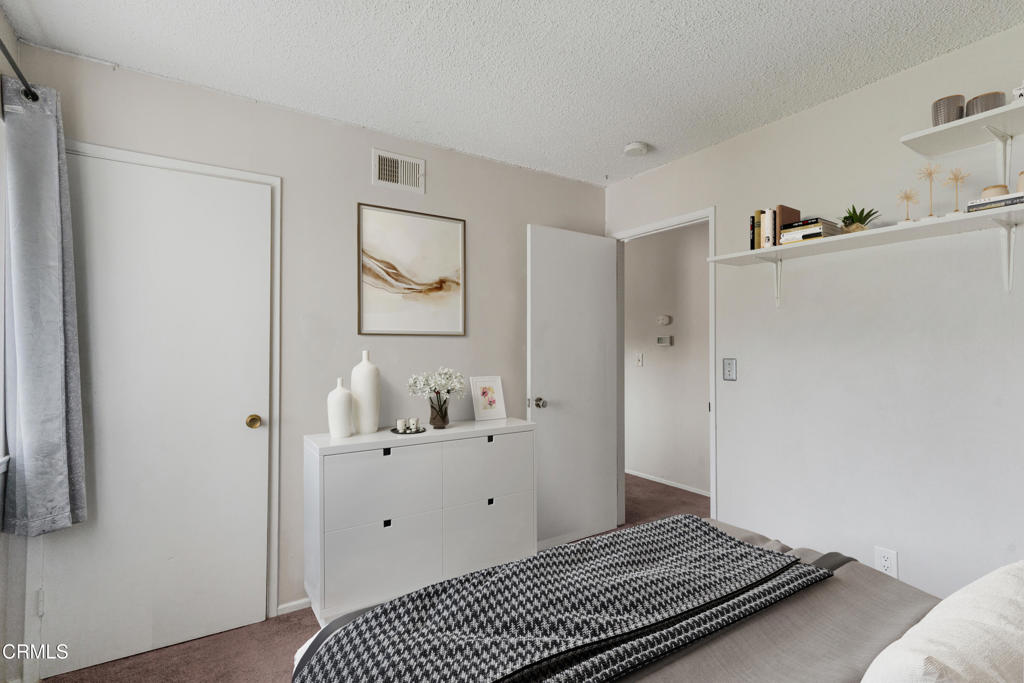 29443 Abelia Road Canyon Country, CA 91387 - Photo 19 of 31 a room with a washing machine and sink