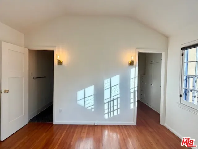 $5,500 | 208 South Westmoreland Avenue, Los Angeles, CA 90004