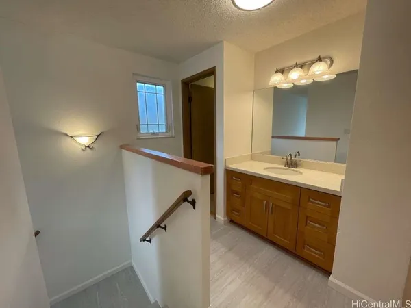 $3,500 | 47-143 Hui Oo Place, Unit 24, Kaneohe, HI 96744
