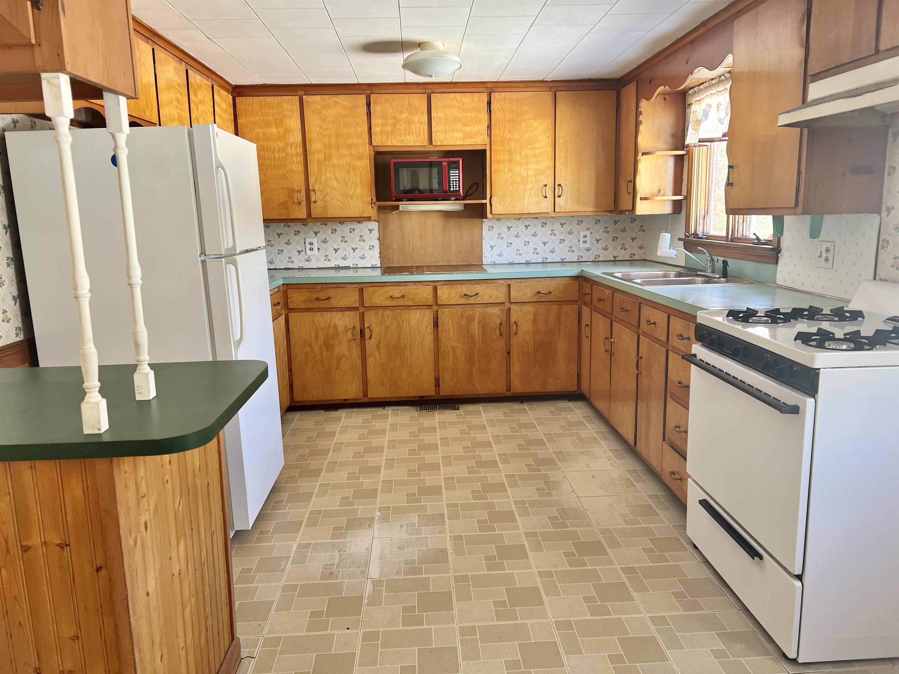 3656 Chelsea Road Corinth, VT 05039 - Photo 2 of 13