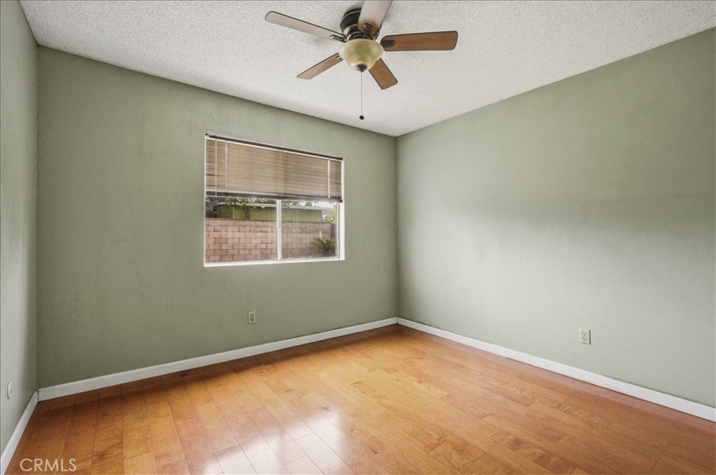 9775 Vine Street Bloomington, CA 92316 - Photo 13 of 20