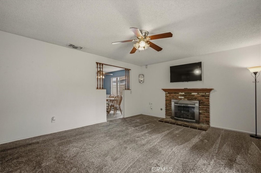 9775 Vine Street Bloomington, CA 92316 - Photo 4 of 20