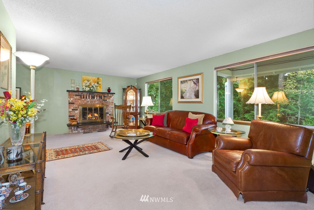 13636 Fagerud Road Southeast Olalla, WA 98359 - Photo 4 of 15 Gallery Image 4