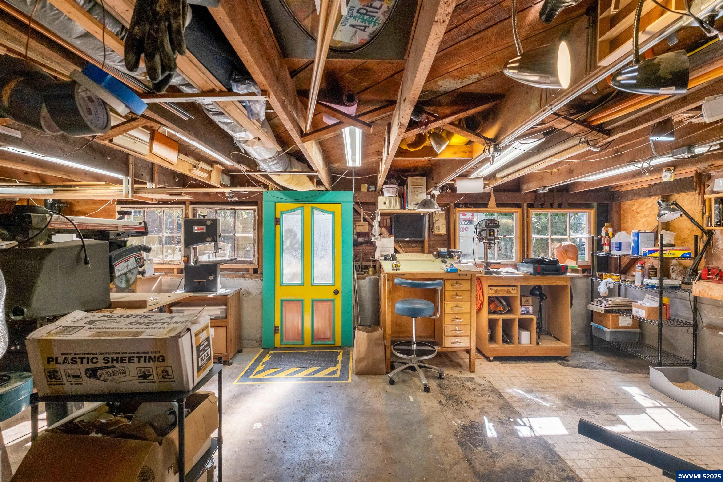 813 Southwest 10th Avenue Albany, OR 97321 - Photo 38 of 50 Gallery Image 38