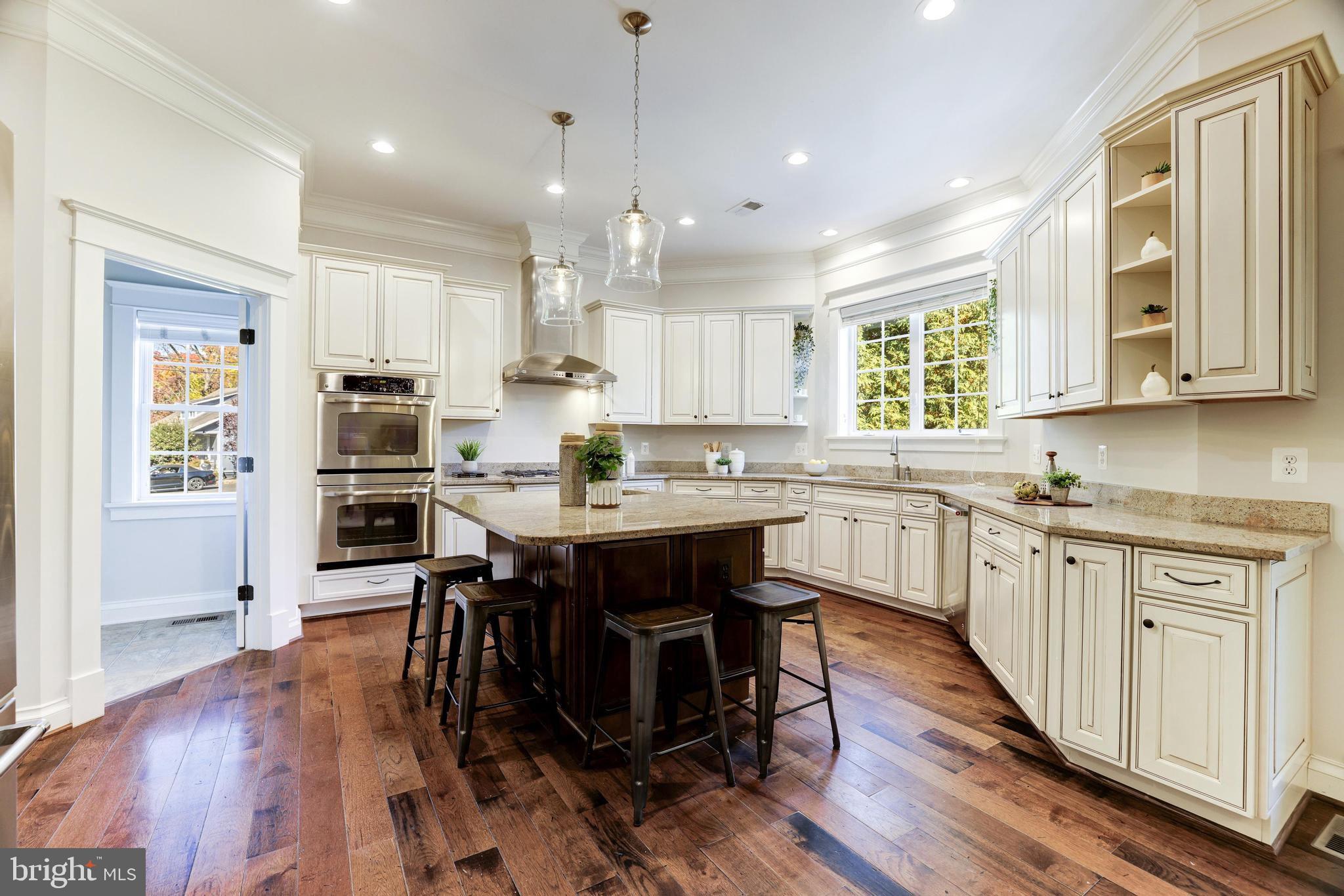 2623 Military Road Arlington, VA 22207 - Photo 14 of 45