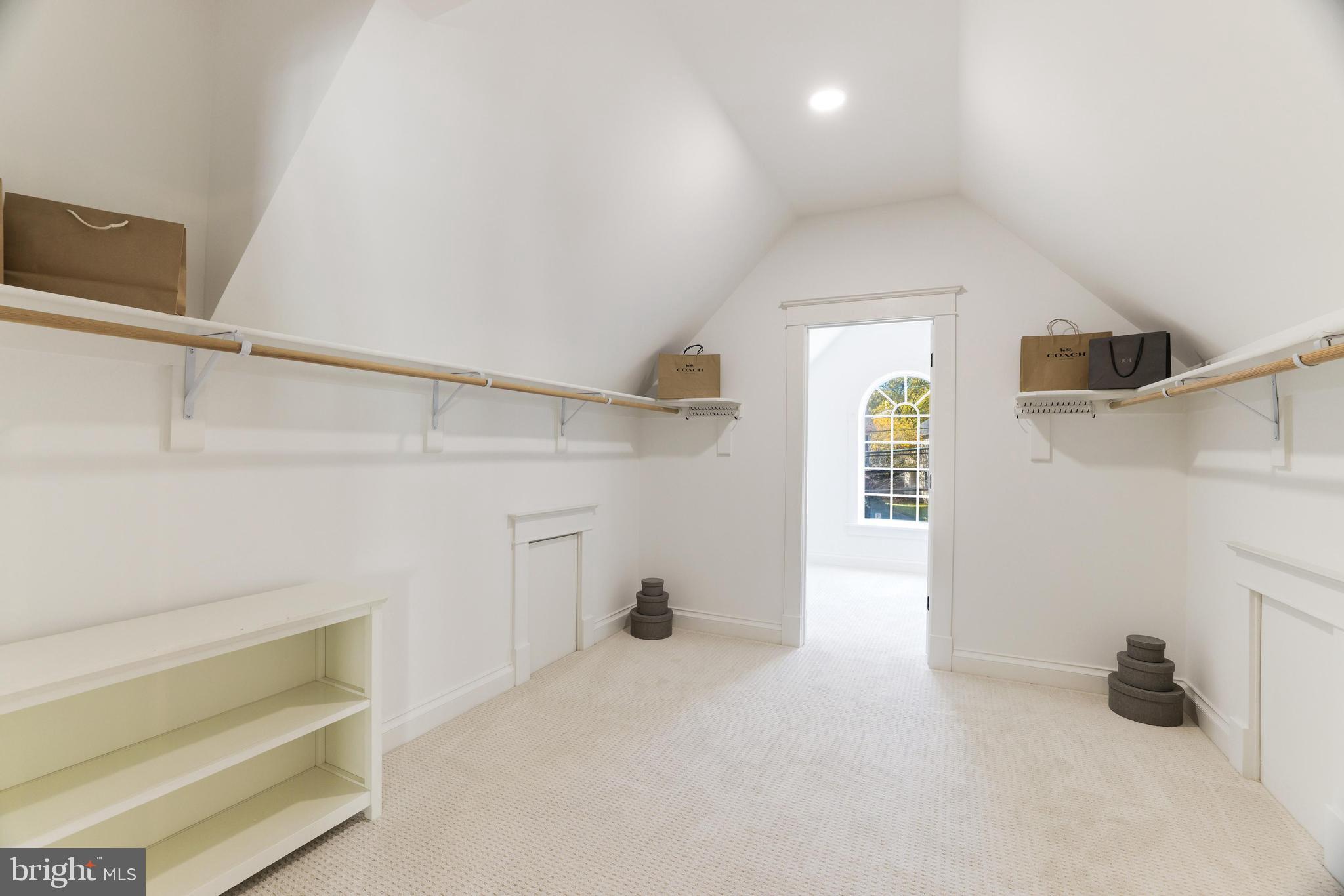 2623 Military Road Arlington, VA 22207 - Photo 23 of 45