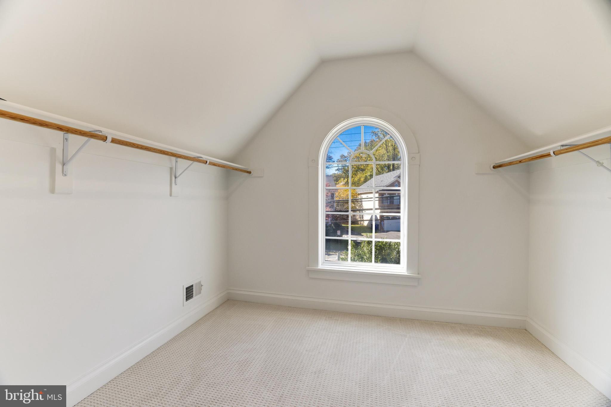 2623 Military Road Arlington, VA 22207 - Photo 24 of 45