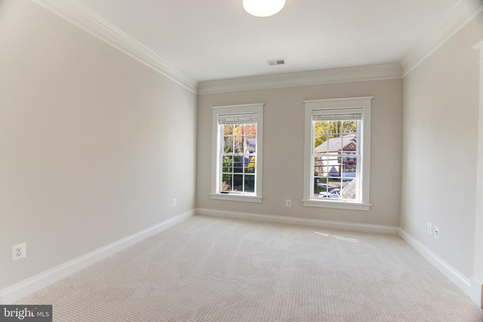 2623 Military Road Arlington, VA 22207 - Photo 30 of 45