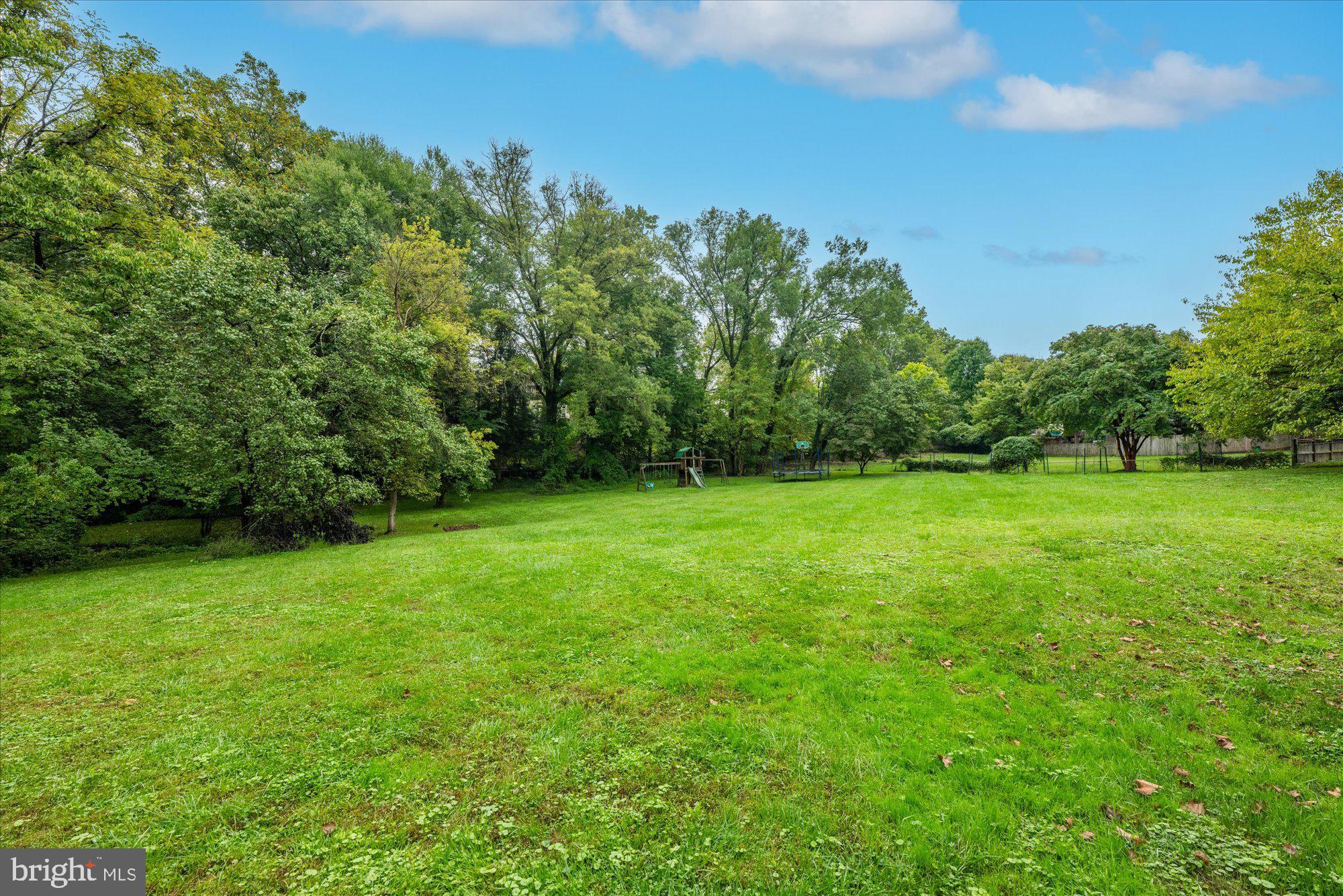 2623 Military Road Arlington, VA 22207 - Photo 37 of 45