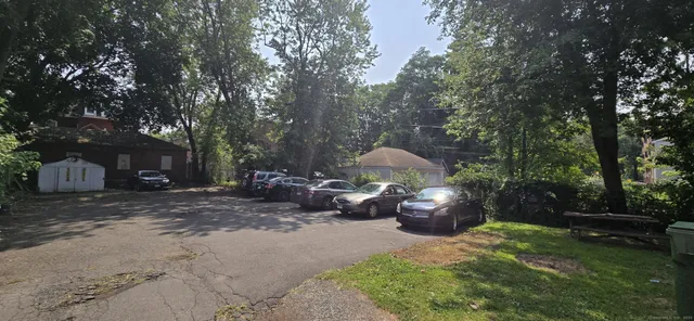 $830,000 | 27 Allen Place, Hartford, CT 06106