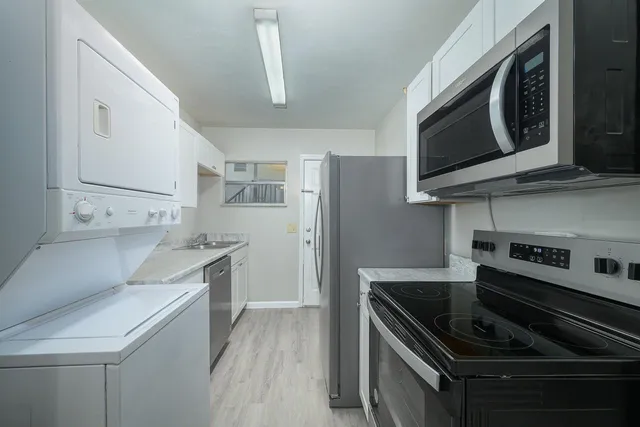 $1,200 | 1103 California Street, Tallahassee, FL 32304