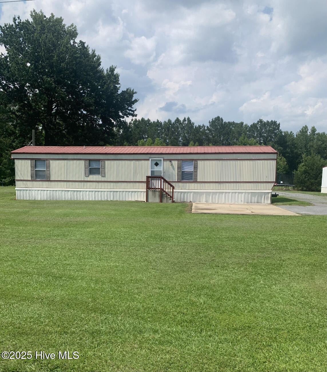 3936 Stantonsburg Road Greenville, NC 27834 - Photo 13 of 41 front right trailer
