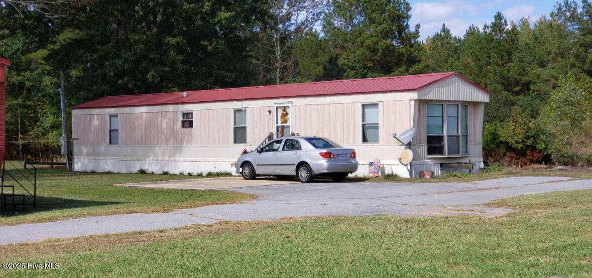 3936 Stantonsburg Road Greenville, NC 27834 - Photo 14 of 41 back right trailer
