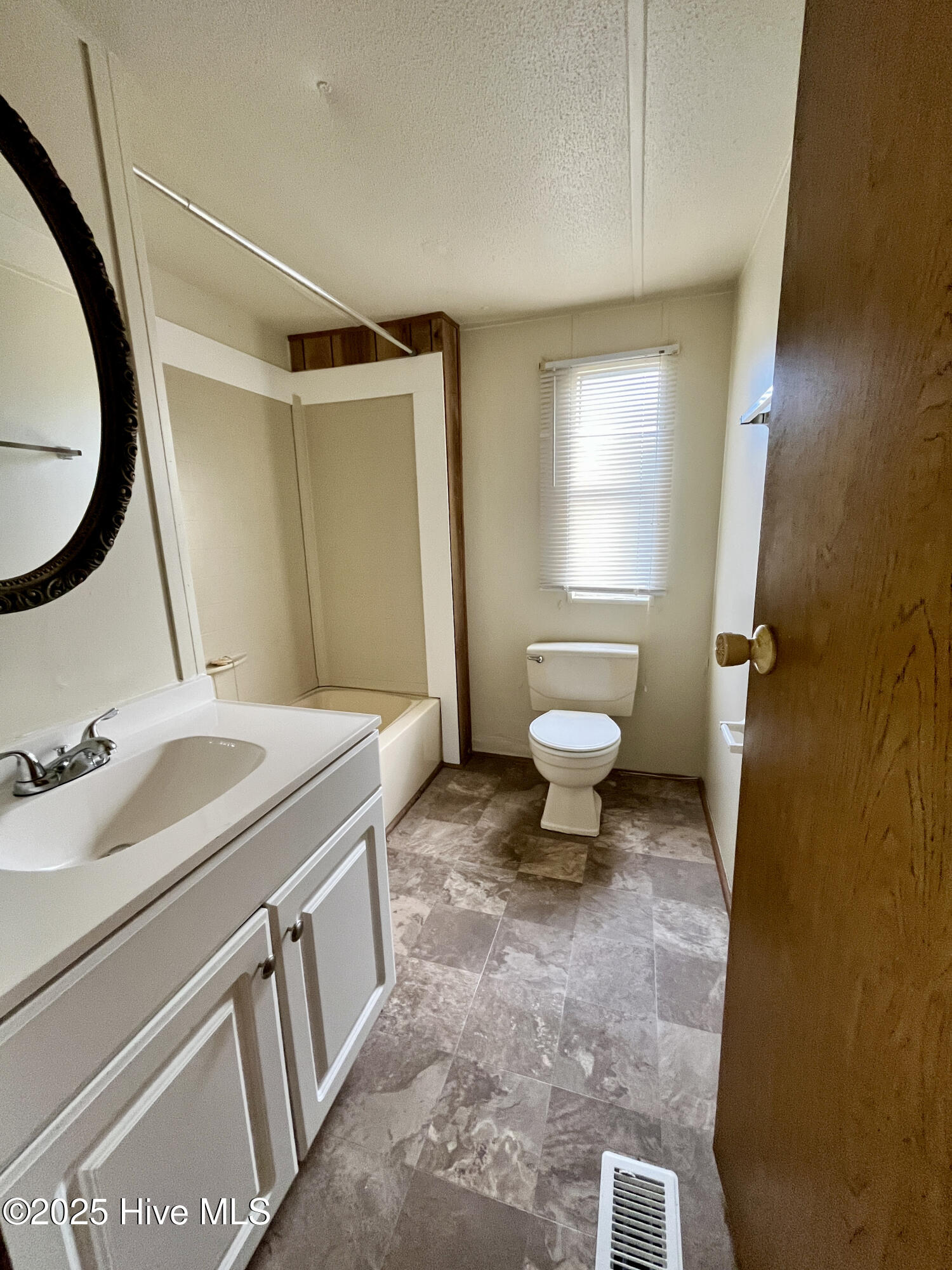 3936 Stantonsburg Road Greenville, NC 27834 - Photo 25 of 41 523011BD-ACD0-4C13-B00F-ED57944E6514_1_2