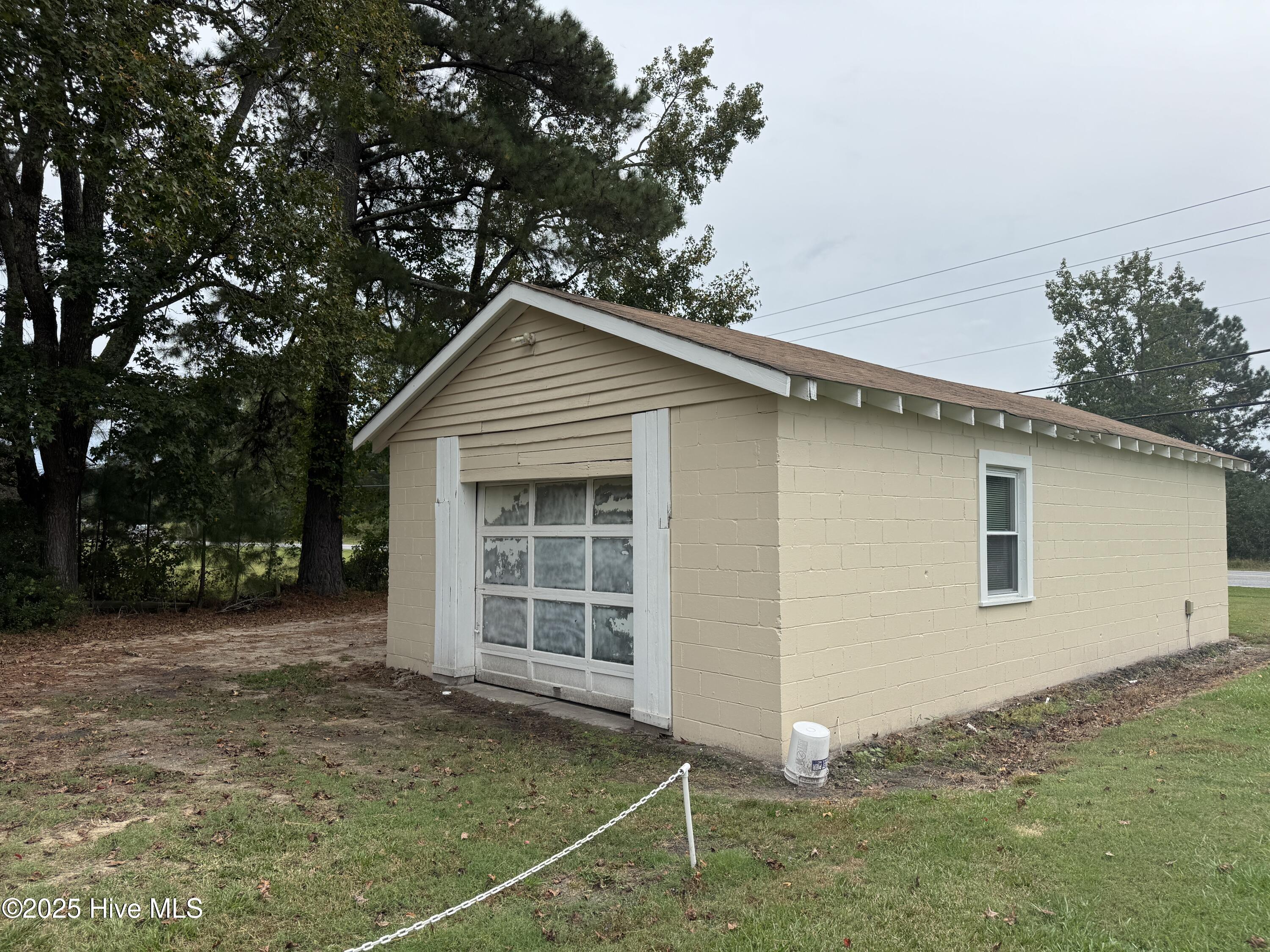 3936 Stantonsburg Road Greenville, NC 27834 - Photo 38 of 41 370AEACD-2726-462D-A107-6A9B5A22FD3F