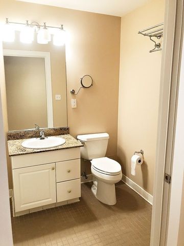 $690,000 | 234 Causeway Street, Unit 814, Boston, MA 02114