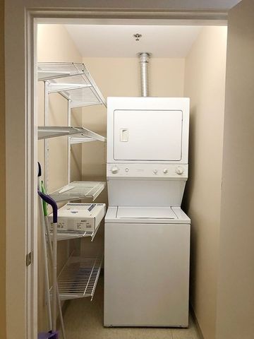 $690,000 | 234 Causeway Street, Unit 814, Boston, MA 02114