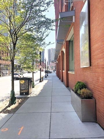 $690,000 | 234 Causeway Street, Unit 814, Boston, MA 02114