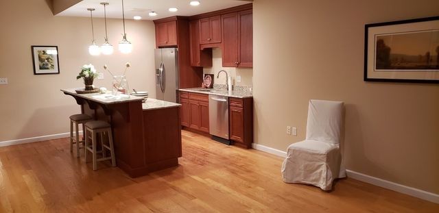 $690,000 | 234 Causeway Street, Unit 814, Boston, MA 02114