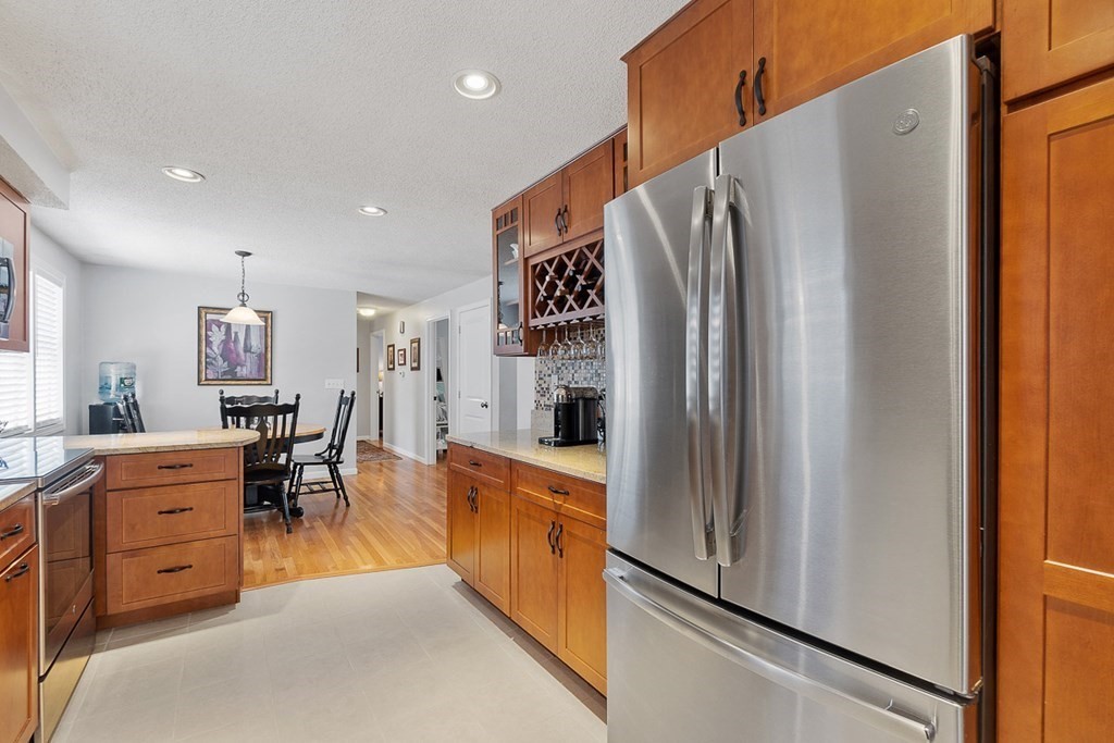 39 Newell Hill Road Sterling, MA 01564 - Photo 8 of 36 Gallery Image 8