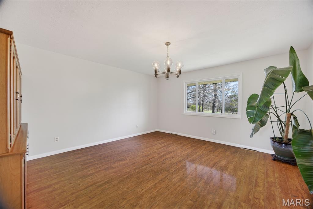 19849 Hazel Road Lebanon, MO 65536 - Photo 11 of 78