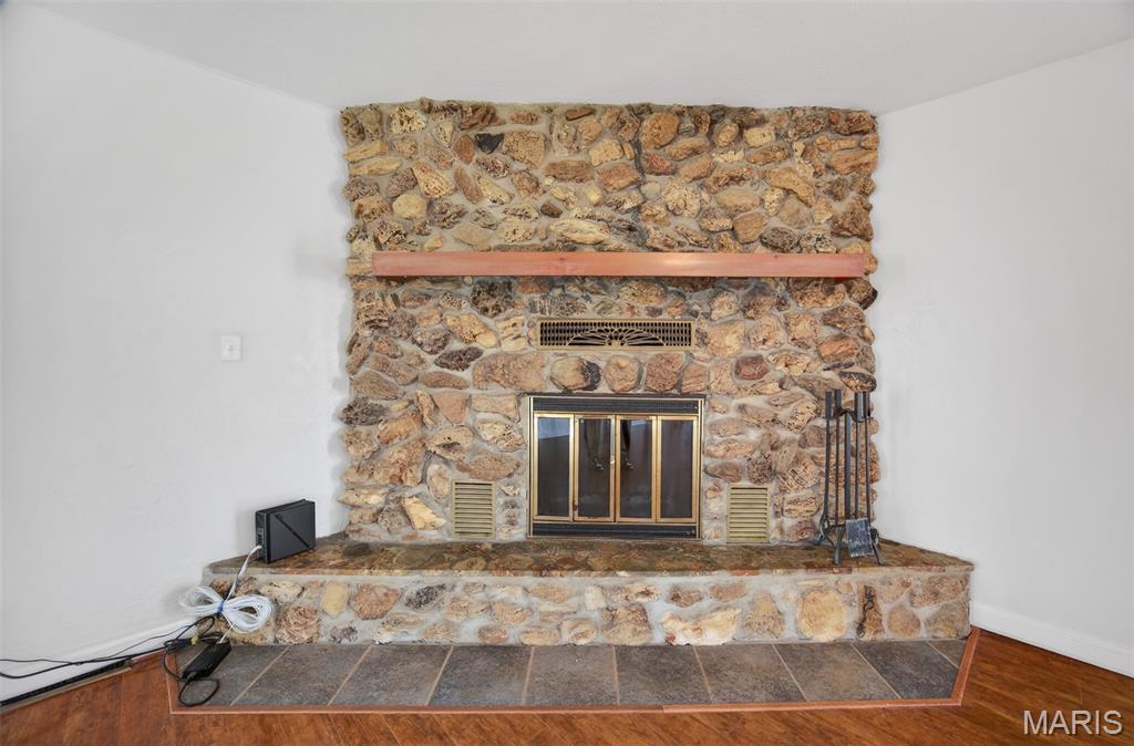 19849 Hazel Road Lebanon, MO 65536 - Photo 16 of 78