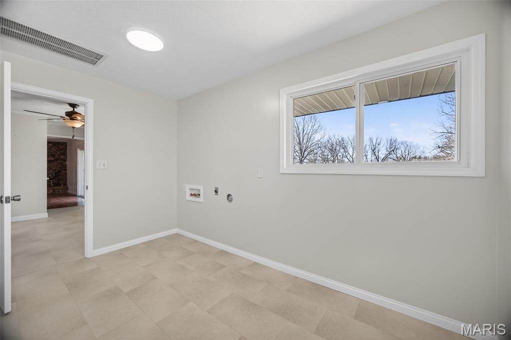 19849 Hazel Road Lebanon, MO 65536 - Photo 22 of 78