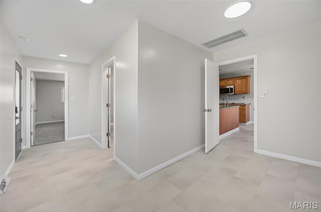 19849 Hazel Road Lebanon, MO 65536 - Photo 23 of 78