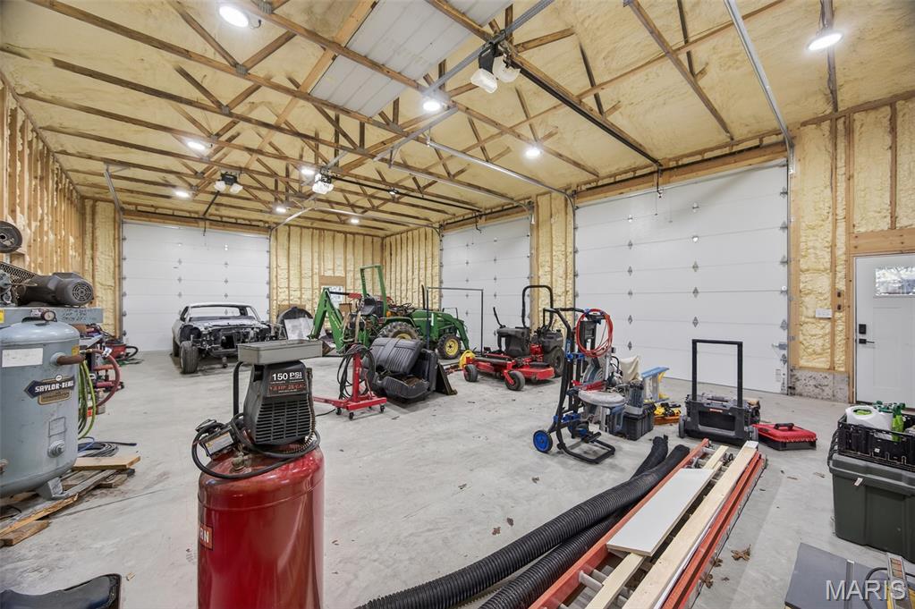 19849 Hazel Road Lebanon, MO 65536 - Photo 4 of 78