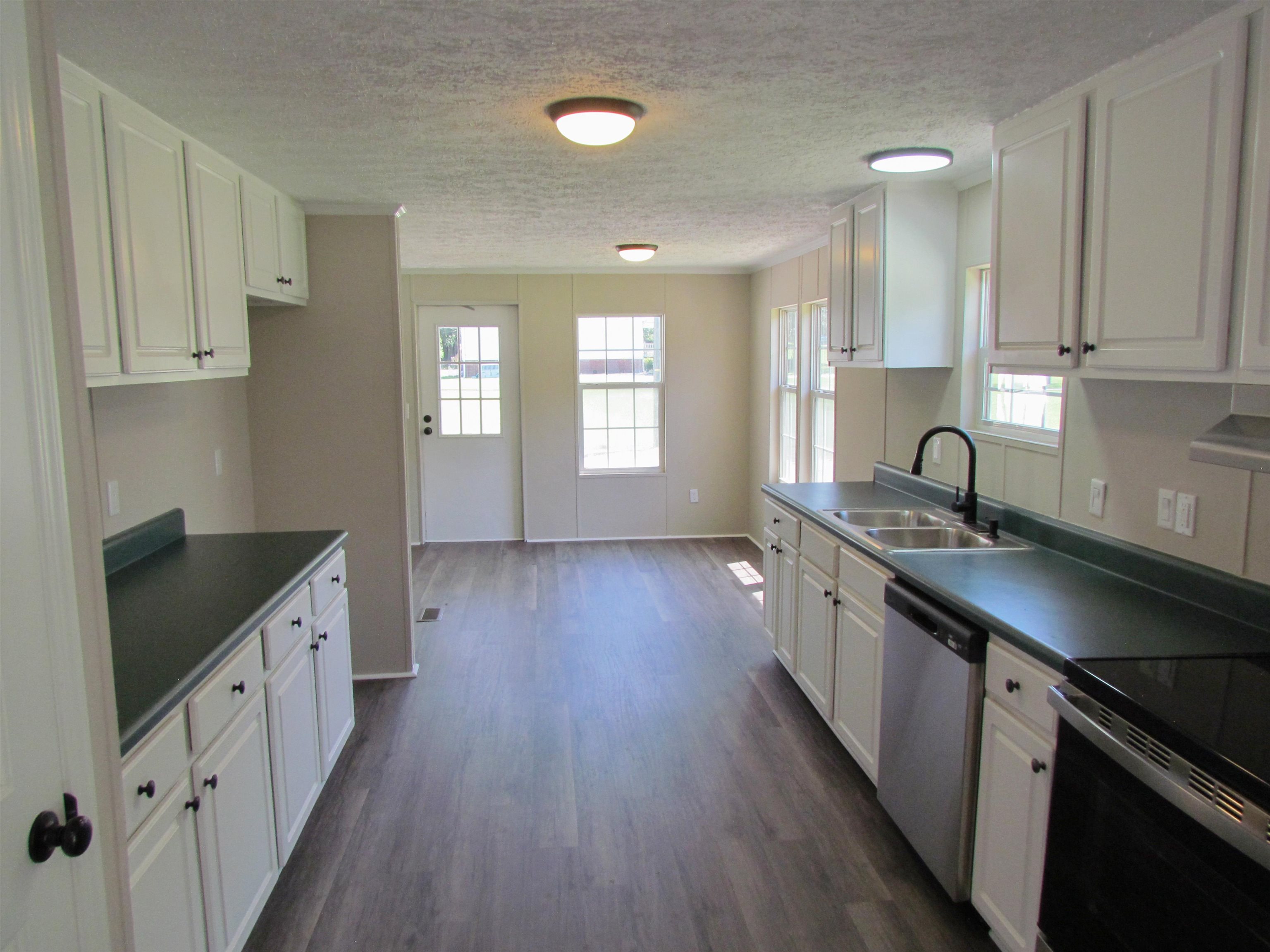 5565 State Rd S-42-1890 Chesnee, SC 29323 - Photo 4 of 19 Gallery Image 4