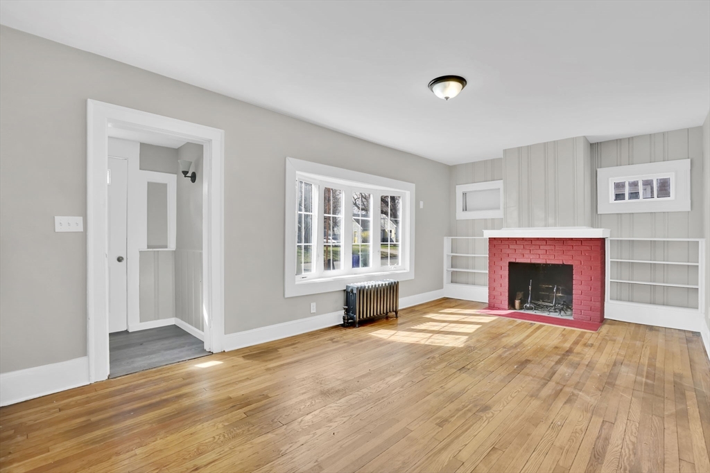 157 Penrose Street Springfield, MA 01109 - Photo 5 of 23 Gallery Image 5