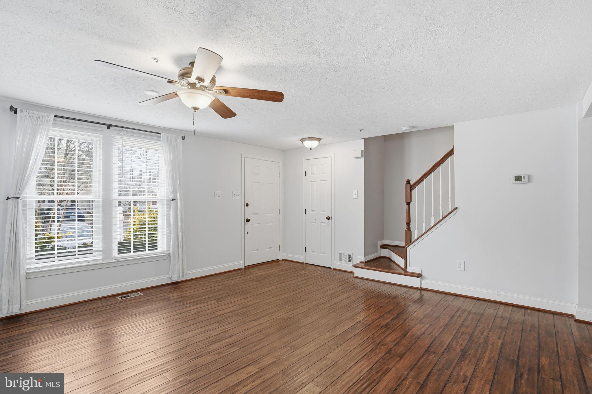570 Quaker Ridge Court Arnold, MD 21012 - Photo 4 of 20 Gallery Image 4