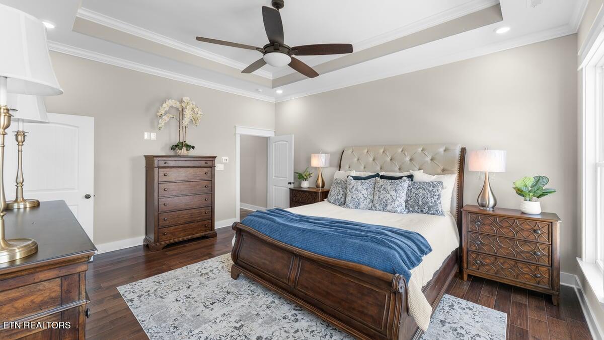 1014 Herbert Drive Greenback, TN 37742 - Photo 17 of 46 Primary Bedroom 2 (3)