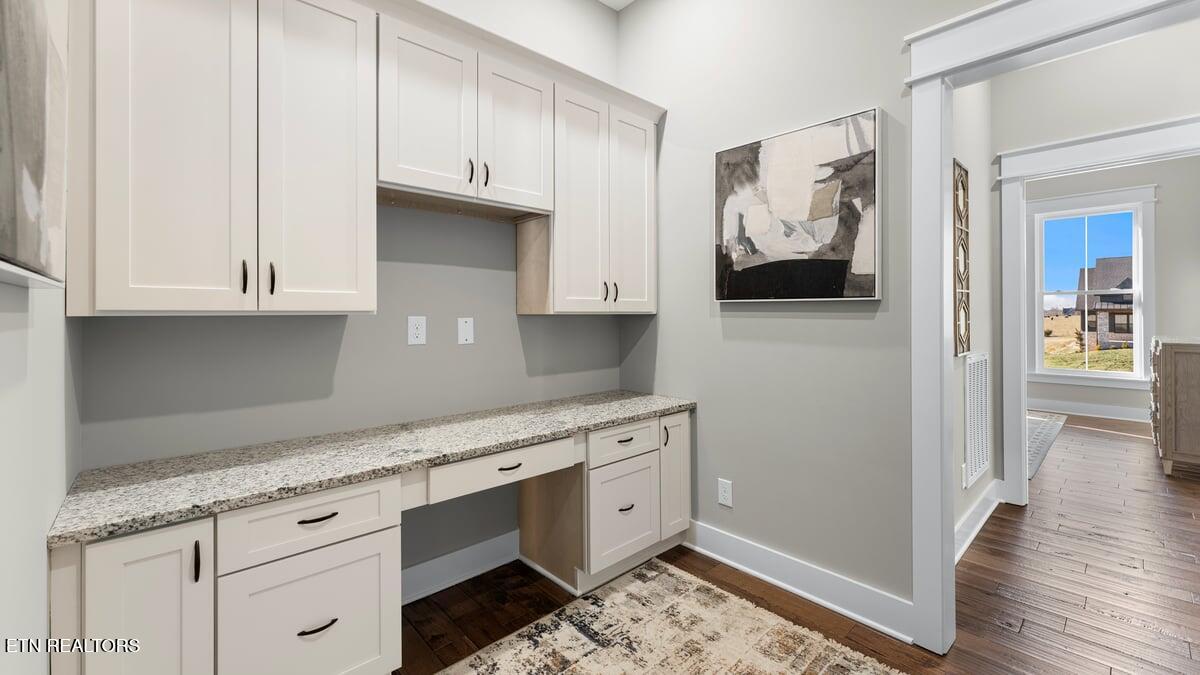 1014 Herbert Drive Greenback, TN 37742 - Photo 36 of 46 Hallway