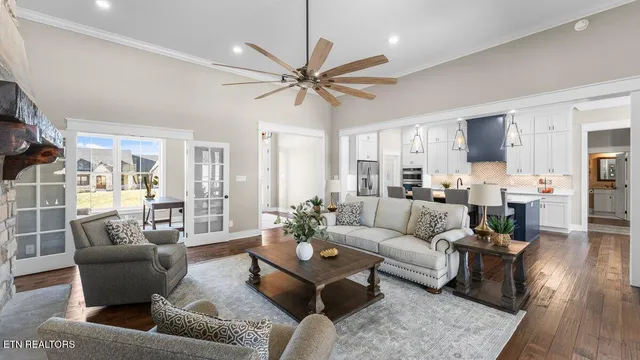 $1,199,900 | 1014 Herbert Drive, Greenback, TN 37742