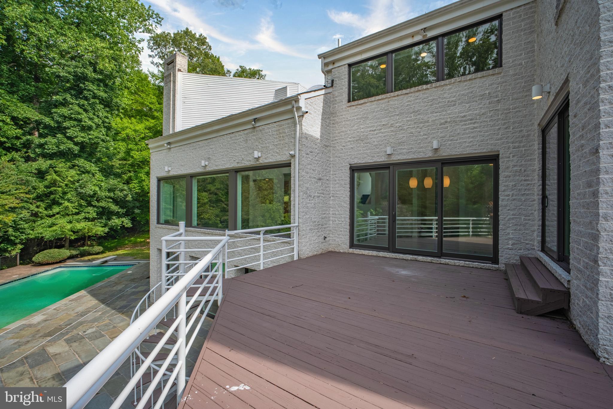 7545 Potomac Fall Road McLean, VA 22102 - Photo 31 of 89