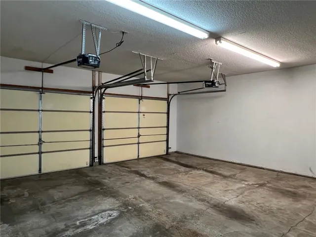 $385,000 | 27511 East Blue Mills Road, Sibley, MO 64088