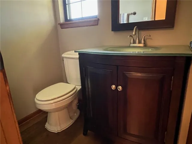 $385,000 | 27511 East Blue Mills Road, Sibley, MO 64088