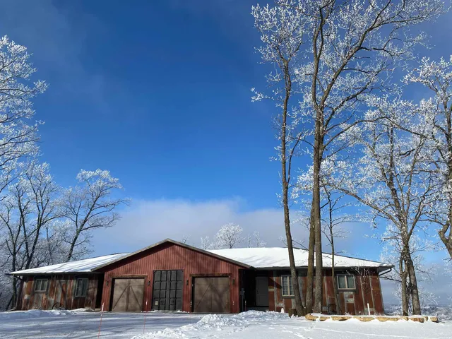 $1,325,000 | N7703 & N7705 Wanlass, Mindoro, WI 54644