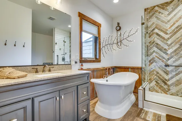 $1,325,000 | N7703 & N7705 Wanlass, Mindoro, WI 54644