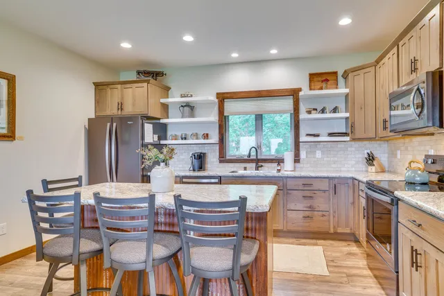 $1,325,000 | N7703 & N7705 Wanlass, Mindoro, WI 54644