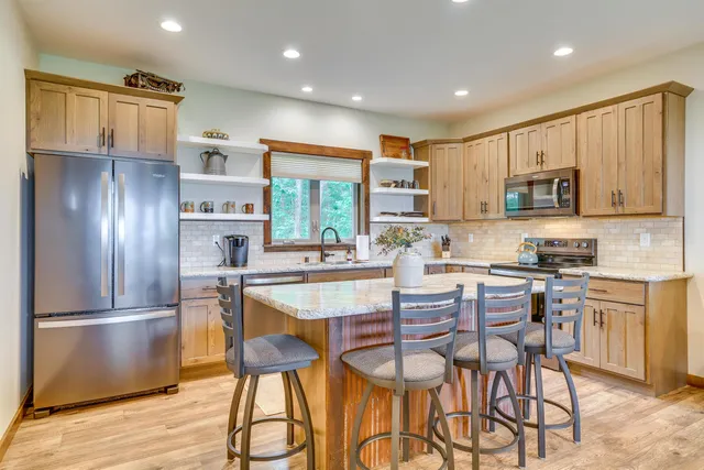 $1,325,000 | N7703 & N7705 Wanlass, Mindoro, WI 54644