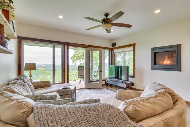$1,325,000 | N7703 & N7705 Wanlass, Mindoro, WI 54644