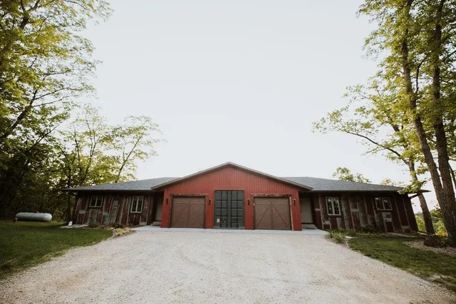 $1,325,000 | N7703 & N7705 Wanlass, Mindoro, WI 54644