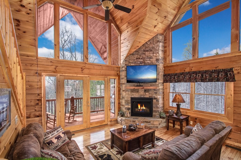 2722 Dogwood Ridge Way Sevierville, TN 37862 - Photo 4 of 24 Gallery Image 4