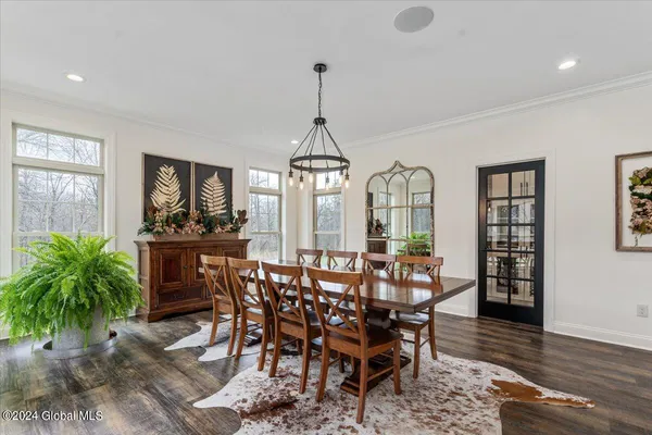 $707,500 | 8 Brookhaven Court, Wilton, NY 12866