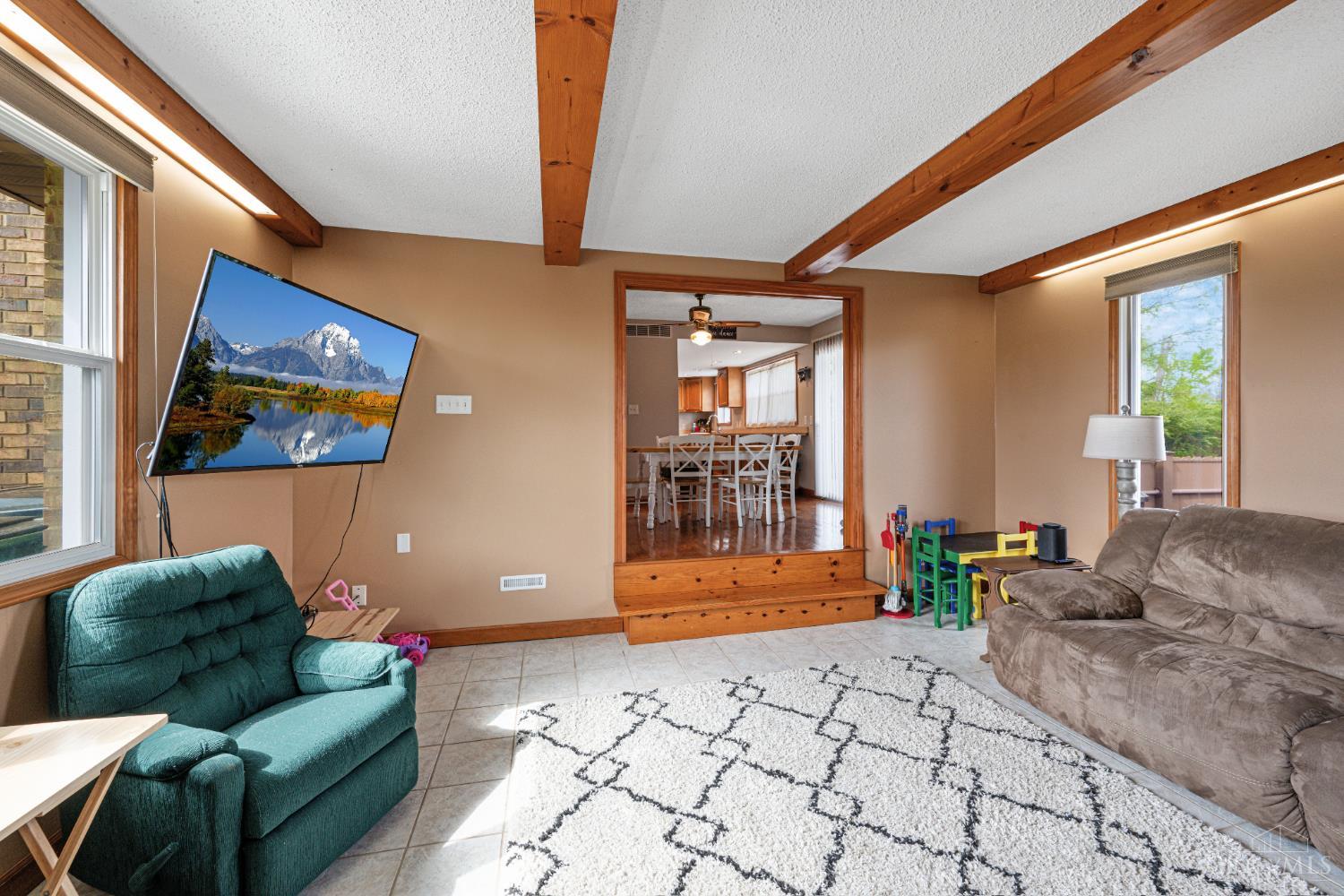 1908 Gardner Road Hamilton, OH 45013 - Photo 7 of 32