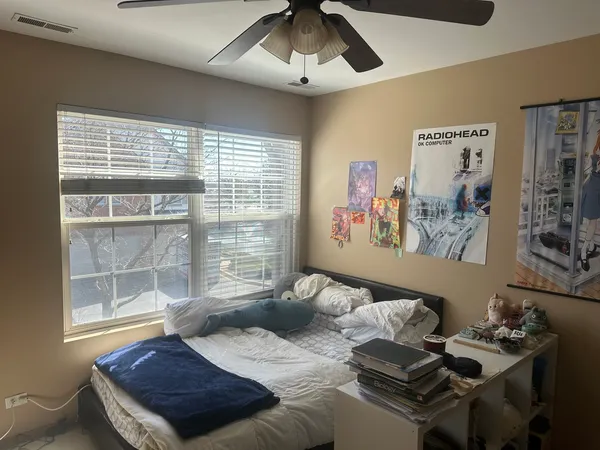 $2,400 | 2734 Rockport Lane, Naperville, IL 60564