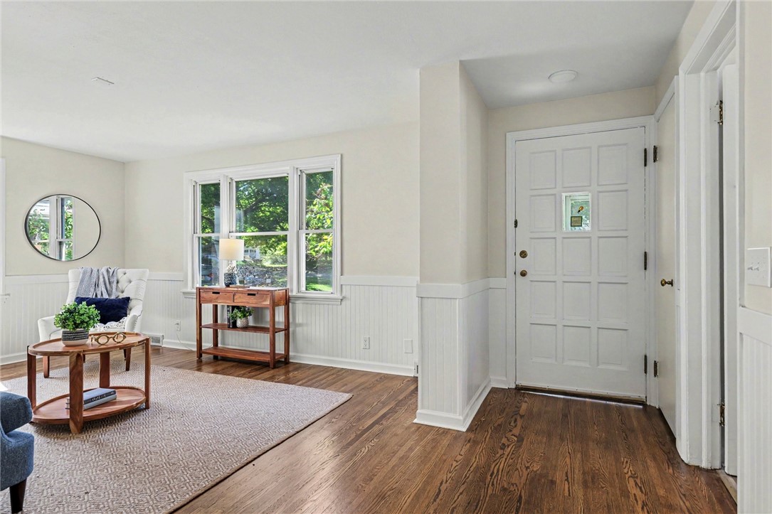 10 Heberton Road Irondequoit, NY 14622 - Photo 4 of 28